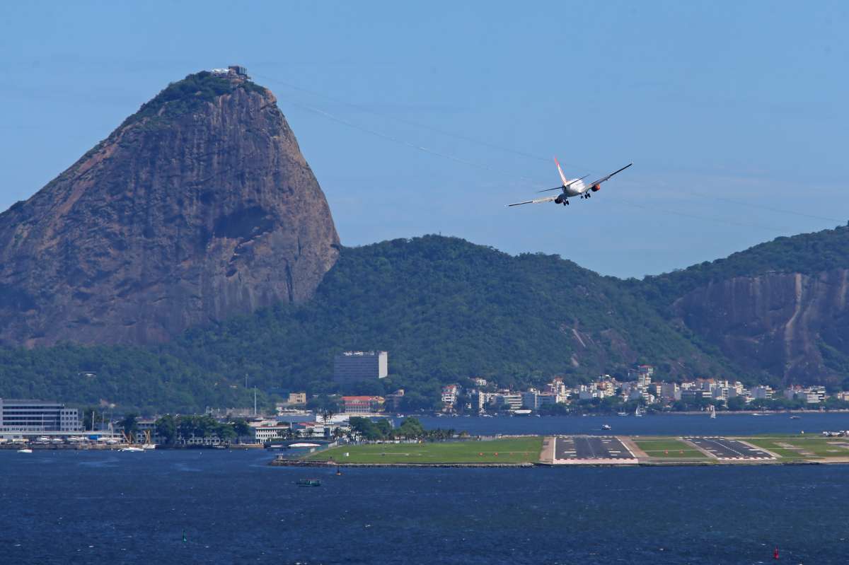 Proximidade de barcos de pesca leva a fechamento do Santos Dumont - Foto: Daniel Castelo Branco