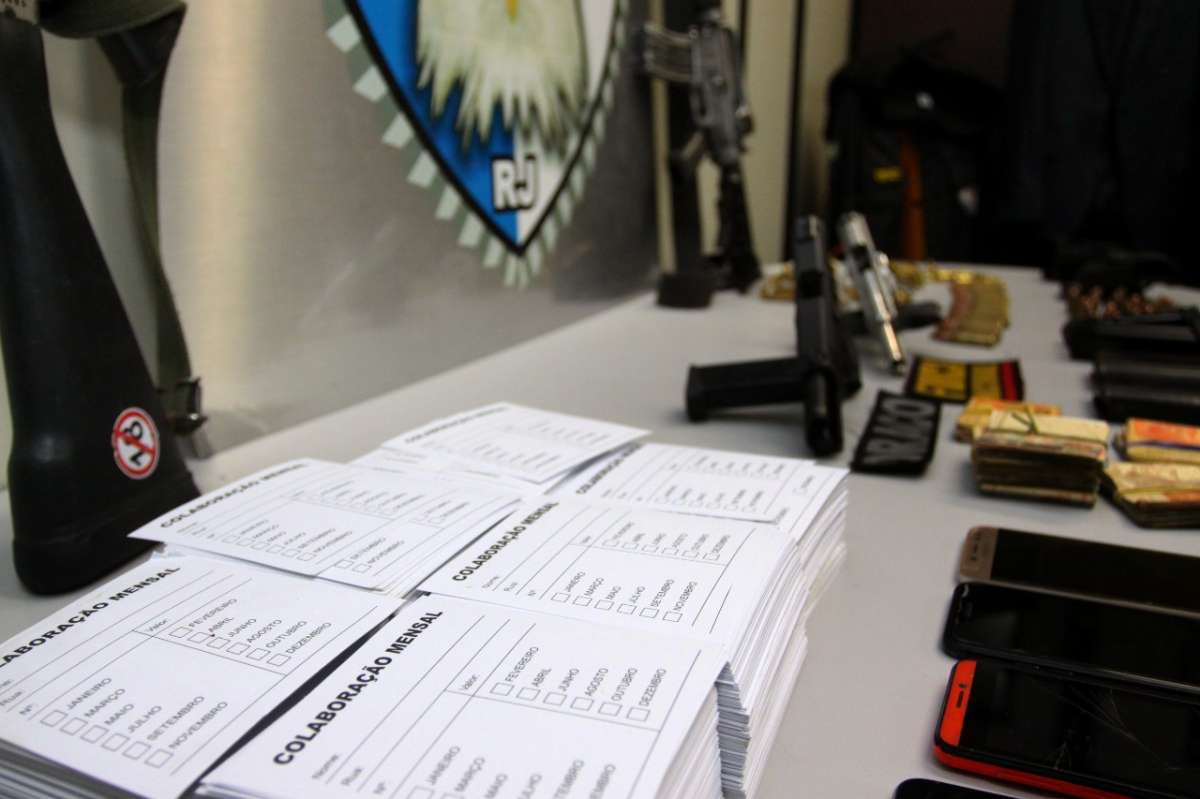 Material apreendido em operação da Draco-IE e MP contra a milícia que atua em Campinho e adjacências