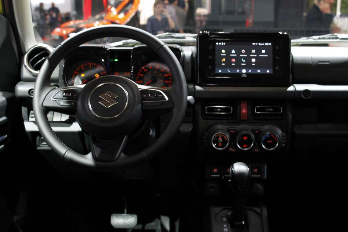 Suzuki Jimny Sierra fez sua primeira apari&ccedil;&atilde;o por aqui no Sal&atilde;o do Autom&oacute;vel de S&atilde;o Paulo