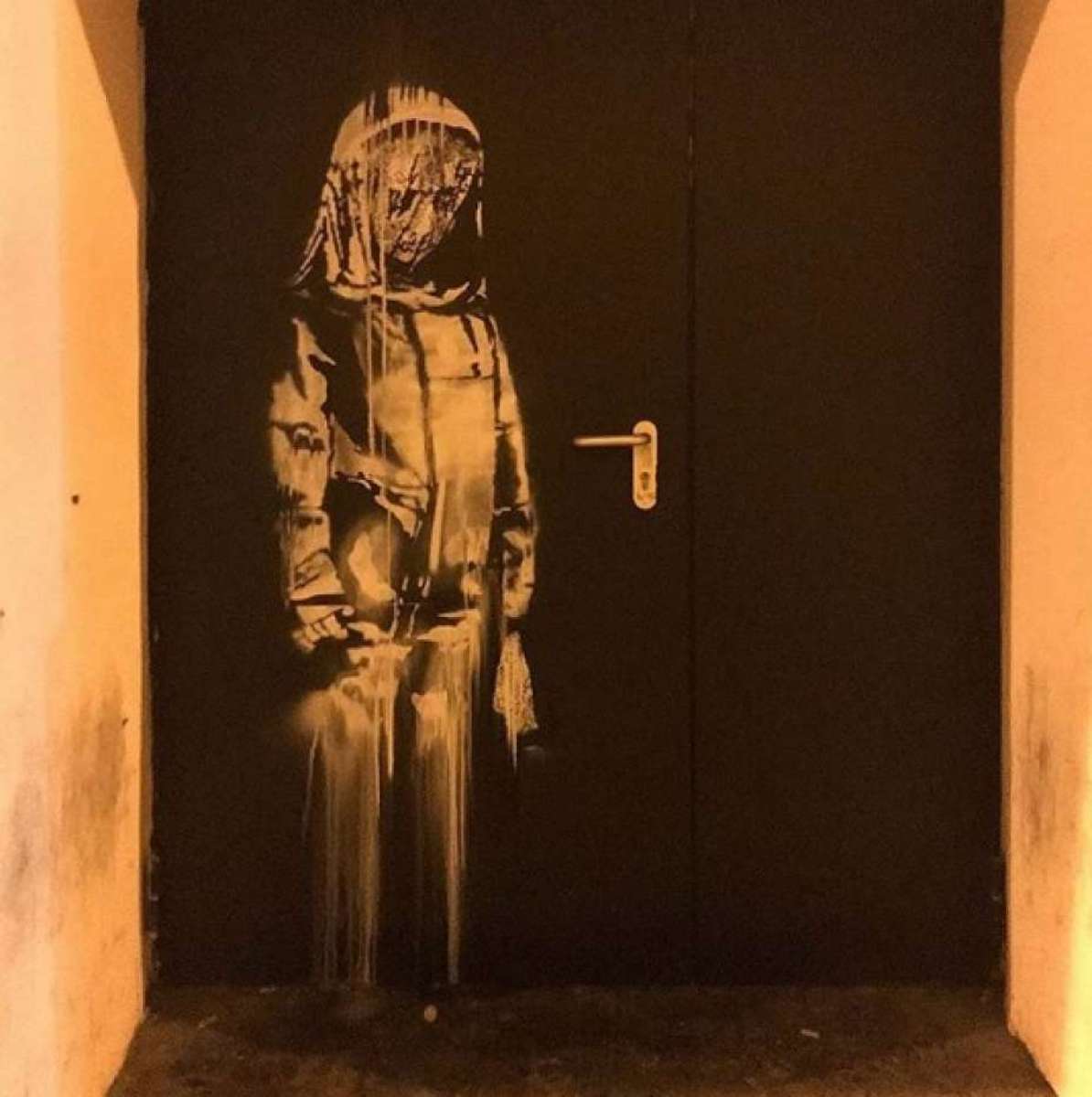 Obra do artista britânico Banksy que faz trabalhos em estêncil pelo mundo