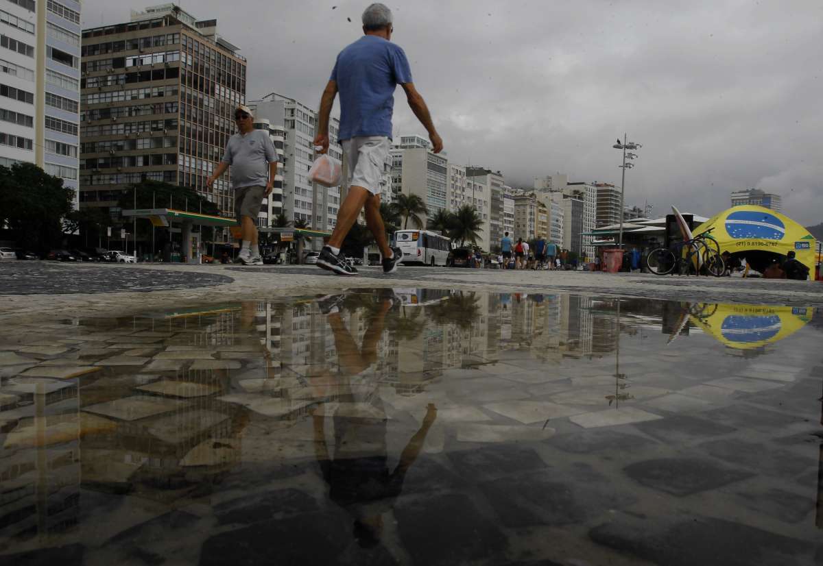 Tempo muda no Rio nesta sexta-feira, após calorão e dia de praias cheias na Zona Sul 