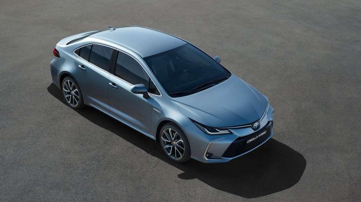 Versão híbrida tem linhas mais ousadas, quando comparada com o modelo movido a combustão - Divulgação