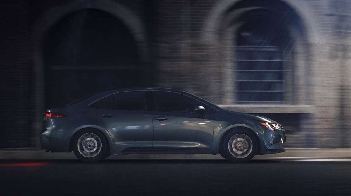 Novo Toyota Corolla compartilhará plataforma TNGA com o Prius