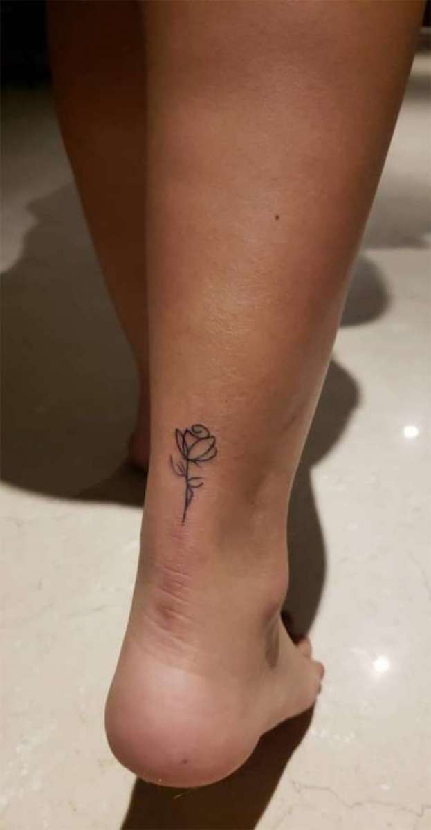 Anitta mostra suas novas tatuagens na Web | Diversão | O Dia