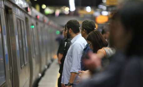 Multas são aplicadas ao MetrôRio, SuperVia e Rio Barra por descumprimento contratual