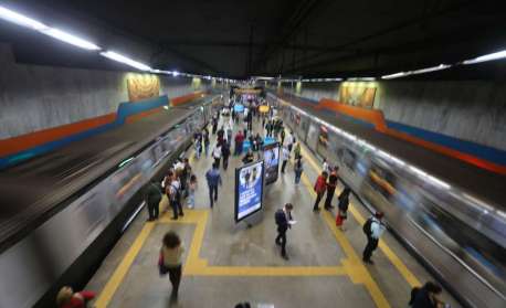 MetrôRio anuncia esquema especial para os dias de show do Coldplay no Engenhão