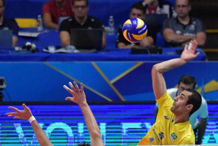 Douglas Souza of Brazil - Divulgação/FIVB