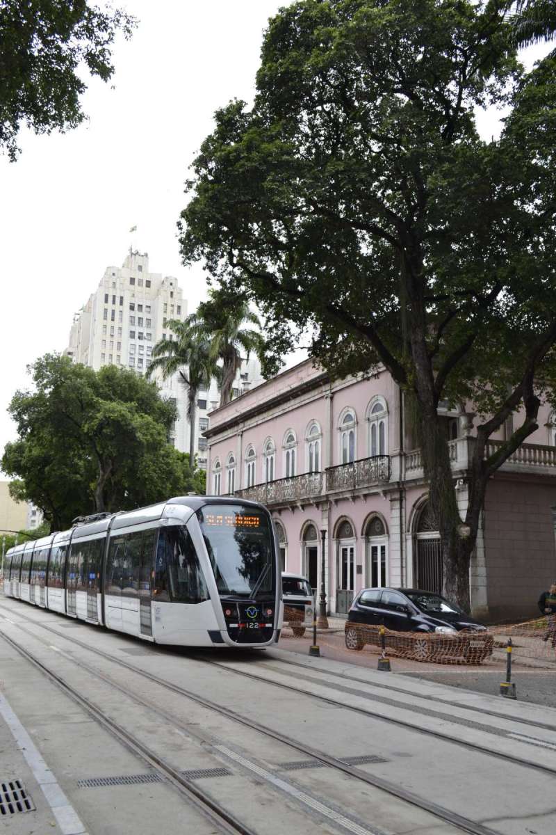 Prefeitura inicia testes para a operação da Linha 3 do VLT Carioca