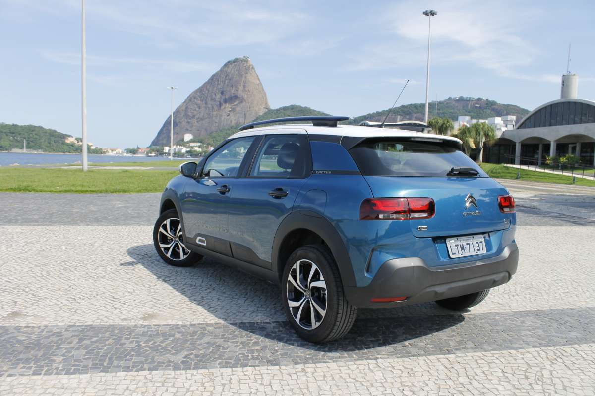 Central multimíidia de sete polegads e painel de instrumentos digital deixam interior mais refinado
- Lucas Cardoso