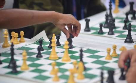 Caxias lança projeto 'Além do Xeque-Mata' para pessoas com deficiência