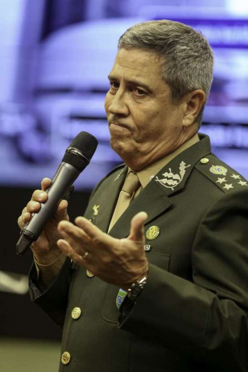 Apresenta&ccedil;&atilde;o de Braga Netto no semin&aacute;rio 'Interven&ccedil;&atilde;o Federal: dilemas entre legisla&ccedil;&atilde;o e enfrentamento &agrave; criminalidade'