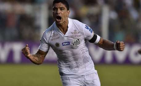 Ex-Botafogo, Renato anuncia que fará último jogo da carreira neste sábado