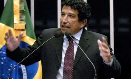 Senadores pedem ao STF agilidade no processo dos presos por atos golpistas