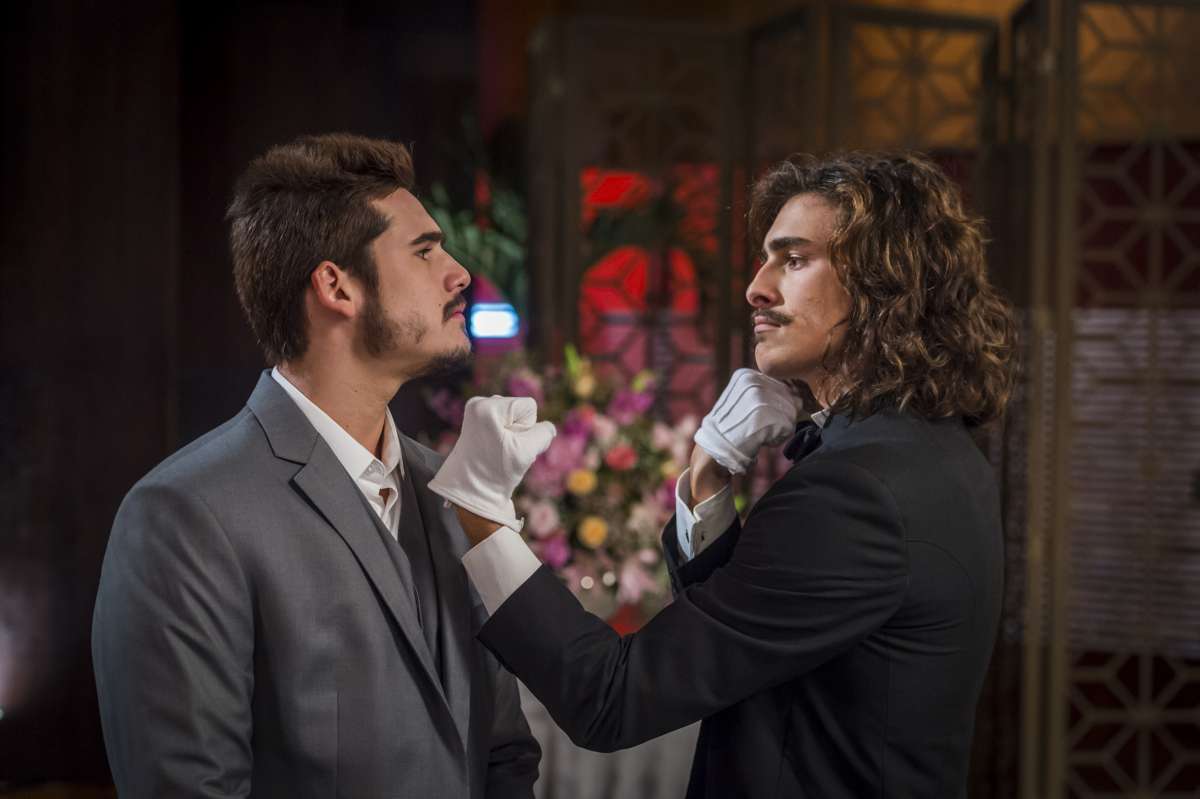 Bruno Montaleone em O Tempo Não Para