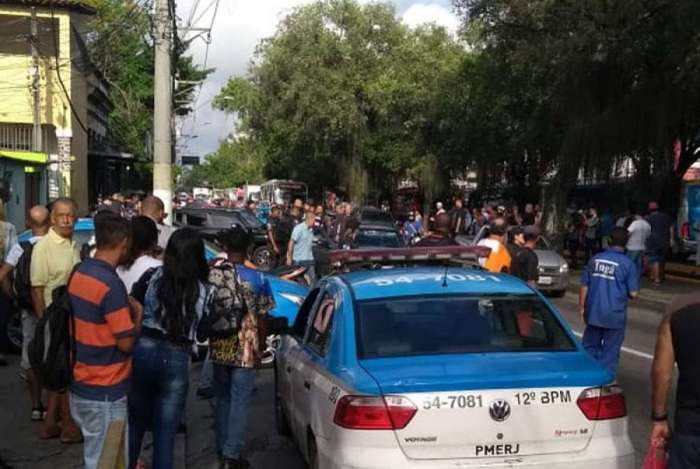 Tiroteio e perseguição deixa feridos no Fonseca, em Niterói