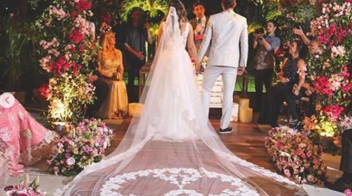 Lucas Paquet&aacute; se casou com Maria Eduarda