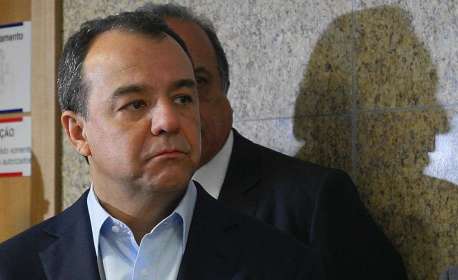 TRF4 nega habeas corpus e mantém prisão preventiva de Sérgio Cabral