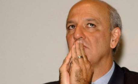 Mendonça anula condenação de Arruda por falsidade ideológica no 'mensalão do DEM'