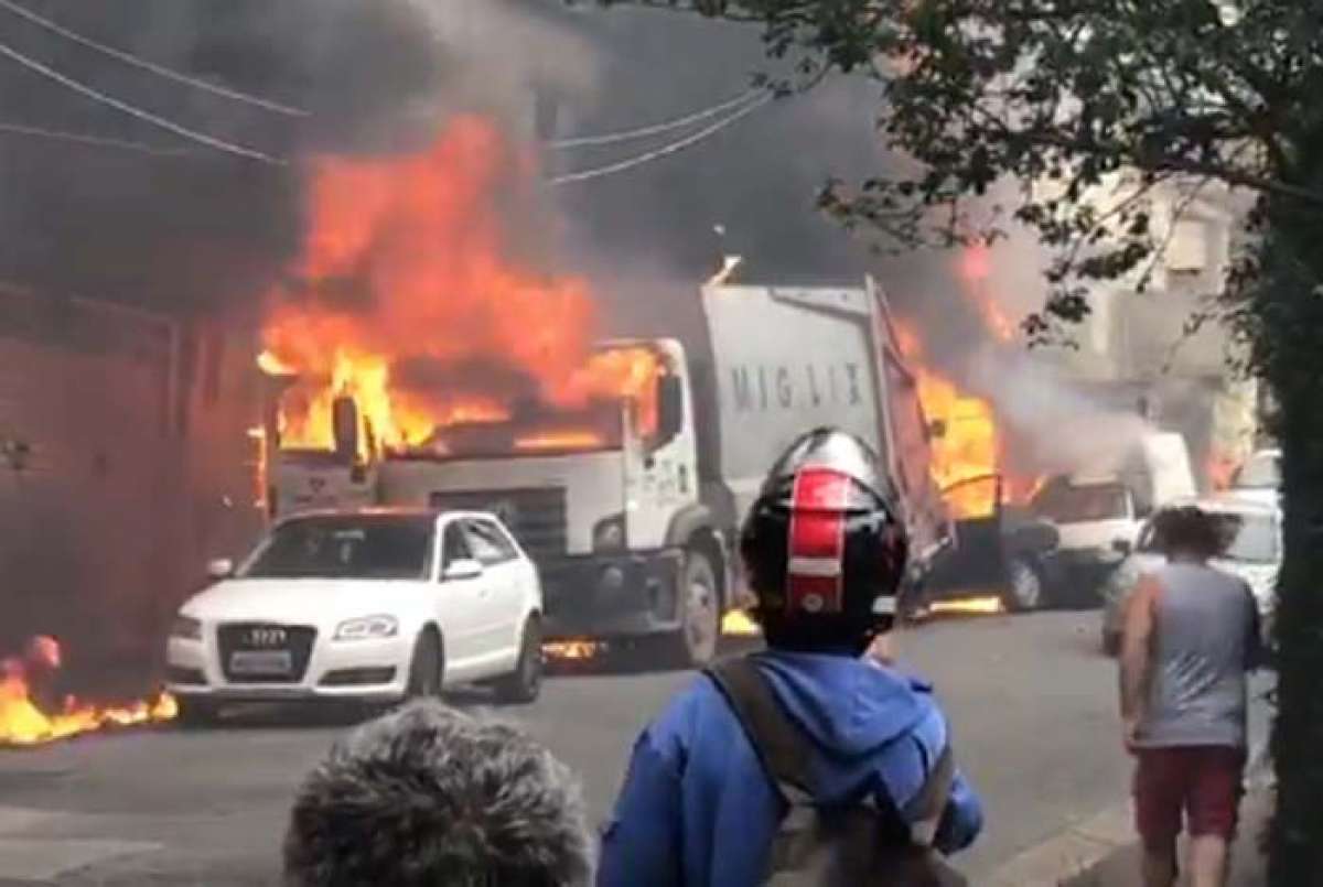 Queda de avião incendiou casas e veículos em São Paulo