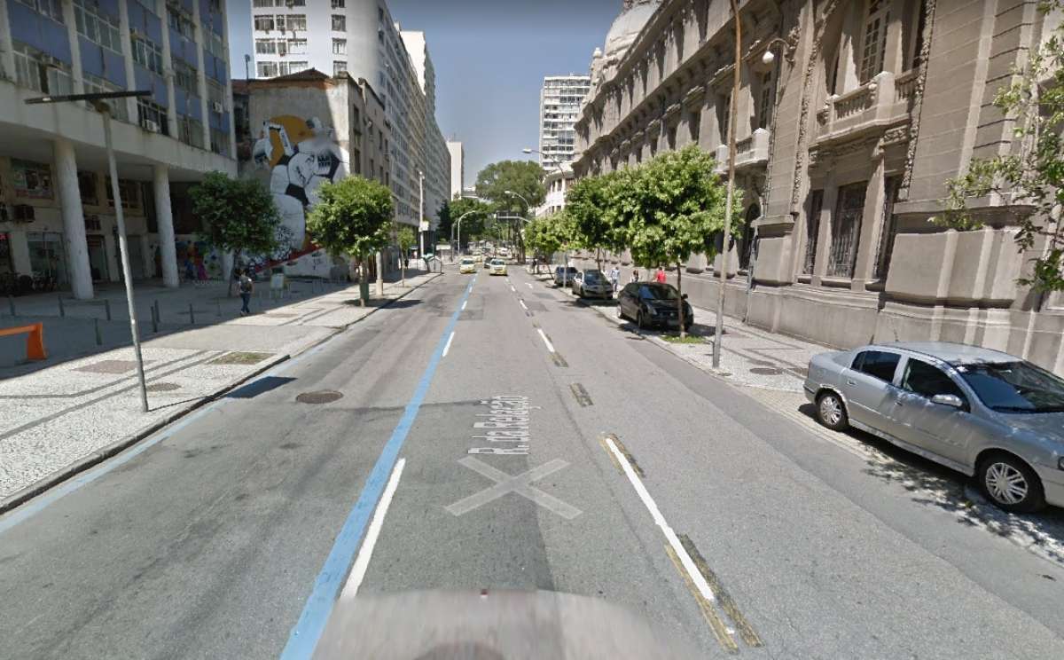 Incidente aconteceu na Rua da Relação, no Centro - Reprodução