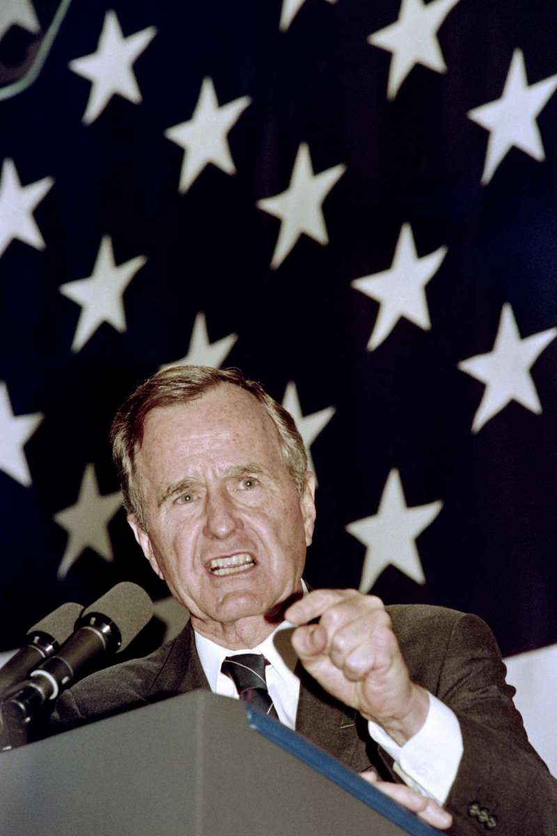 Bush em cerimônia da embaixada norte-americana em Pequim, em agosto de 2008
Mandel Ngan / AFP