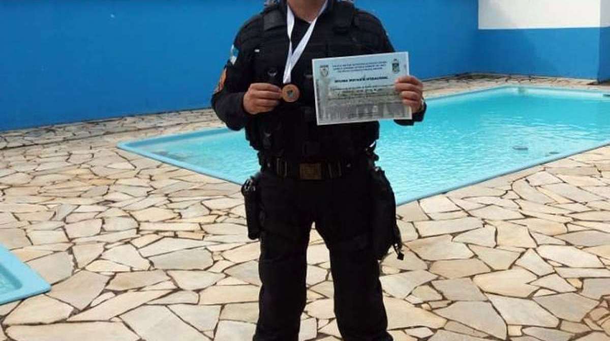 O sargento Mourão foi atingido no ombro durante operação policial