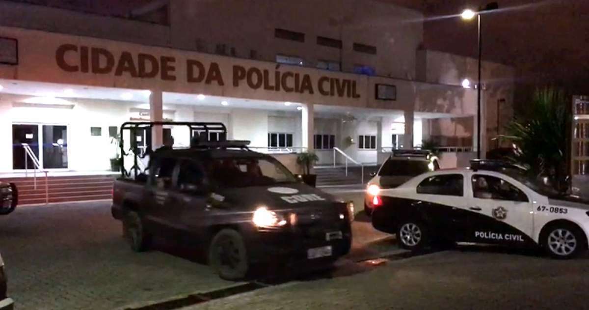 PRF e Polícia Civil realiza operação contra quadrilha que traficava armas e munições do Mato Grosso do Sul para o Rio