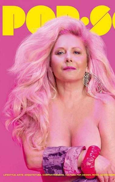 Vera Fischer posa nua para capa de revista