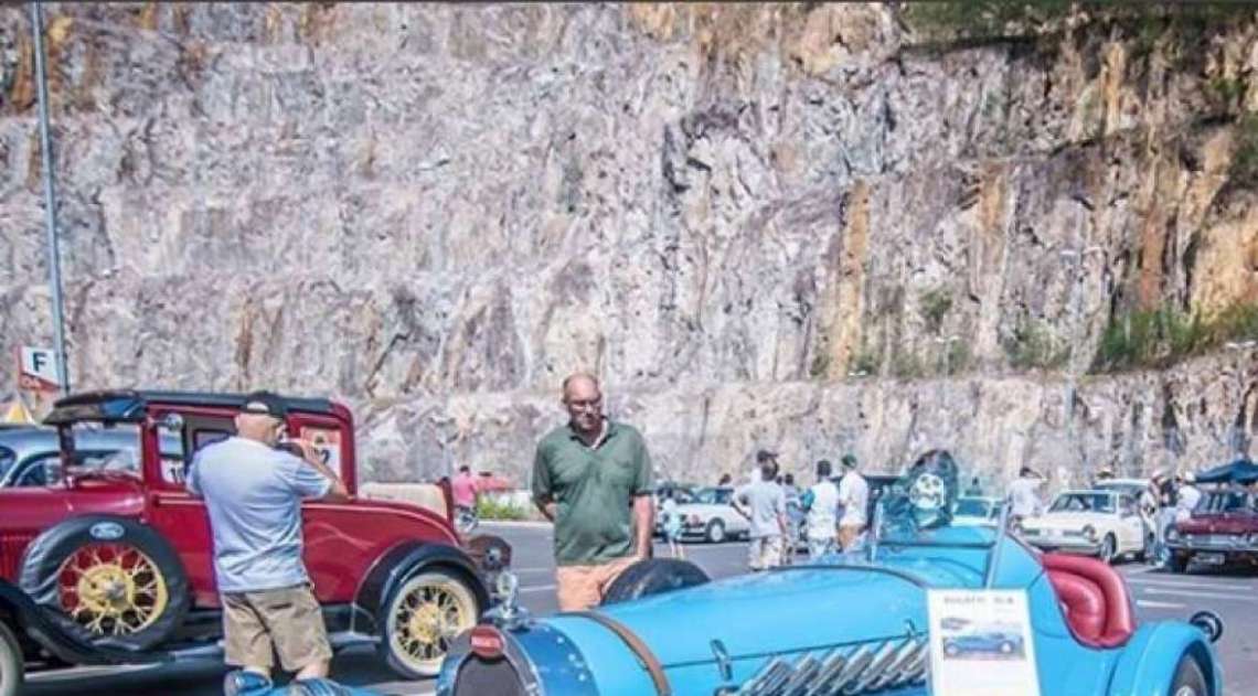 Encontro de carros antigos no Shopping Nova Iguaçu - Divulgação