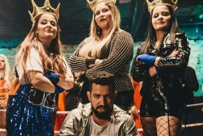 Maiara e Maraisa cantam com Mar&iacute;lia Mendon&ccedil;a na 'Festa das Patroas'; o DJ Rennan vai agitar a festa - Reprodu&ccedil;&atilde;o da internet