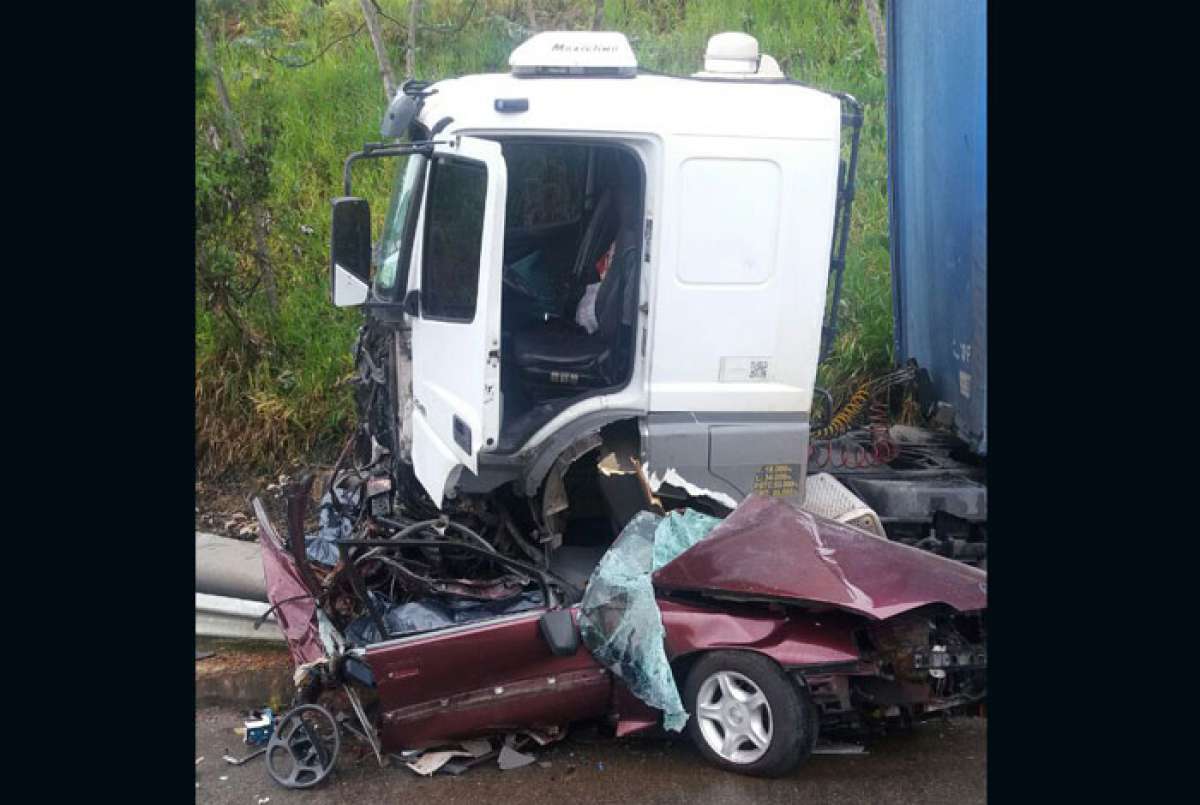 Colisão frontal na BR-393 deixou três mortos em Barra do Piraí - Divulgação