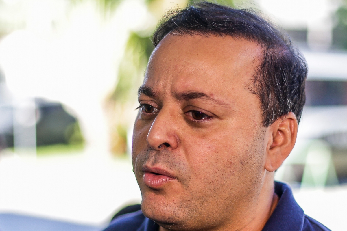 Prefeito de Niter&oacute;i negou as acusa&ccedil;&otilde;es ao chegar &agrave; Cidade da Pol&iacute;cia - Luciano Belford / Ag&ecirc;ncia O Dia