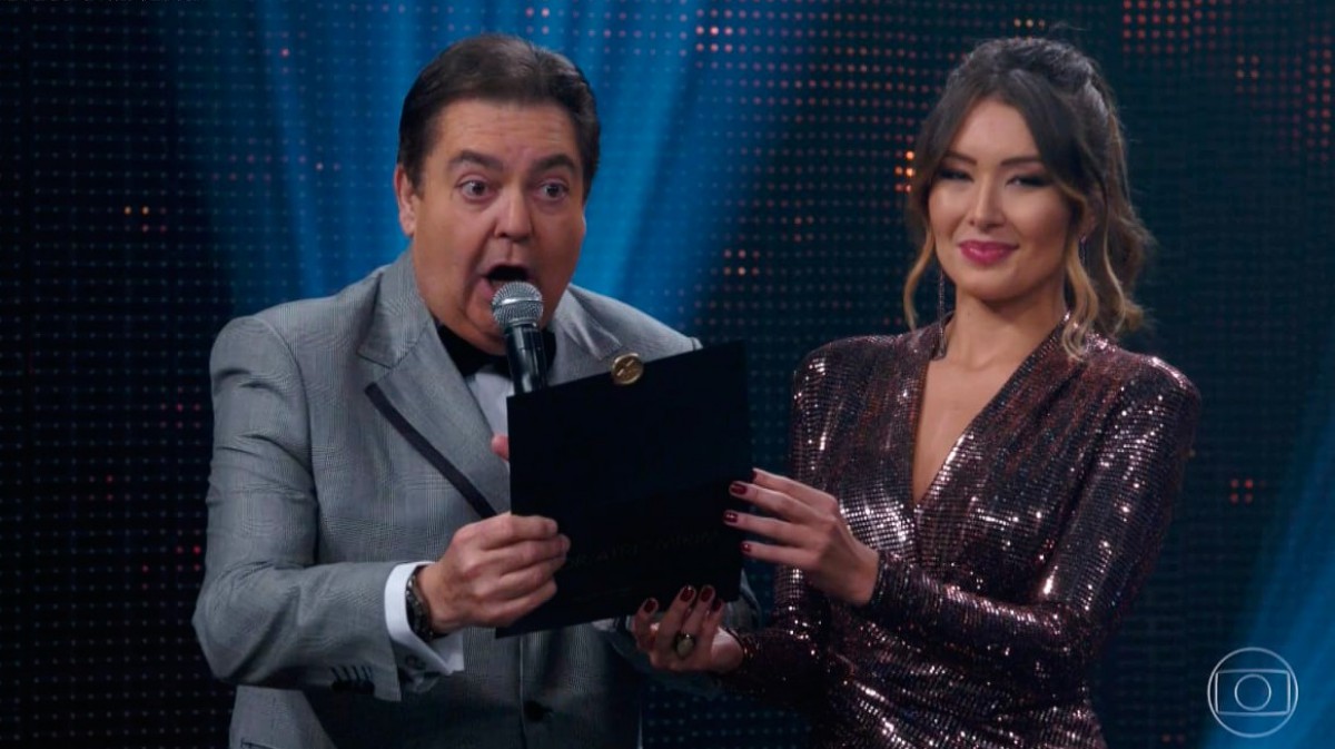 Fausto Silva nos bastidores do 'Domingão do Faustão' - Reprodução