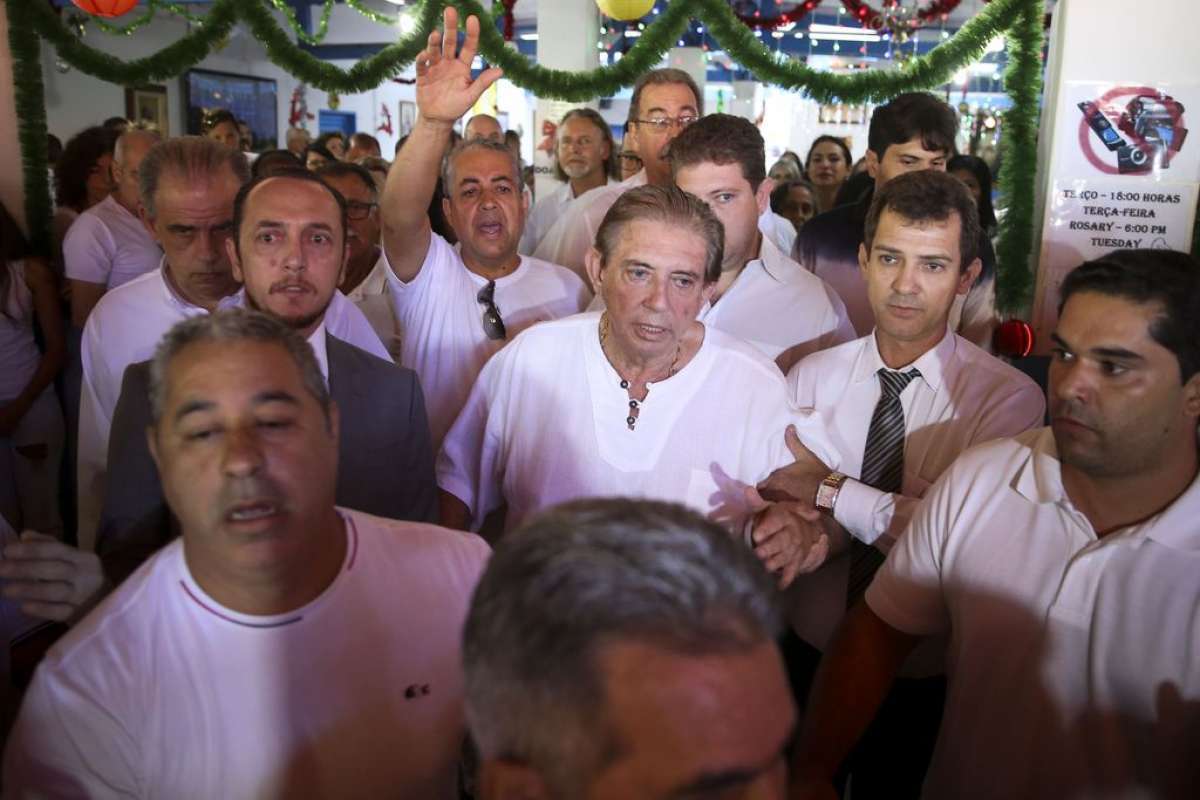 O médium João de Deus chega à Casa Dom Inácio Loyola, em Abadiânia