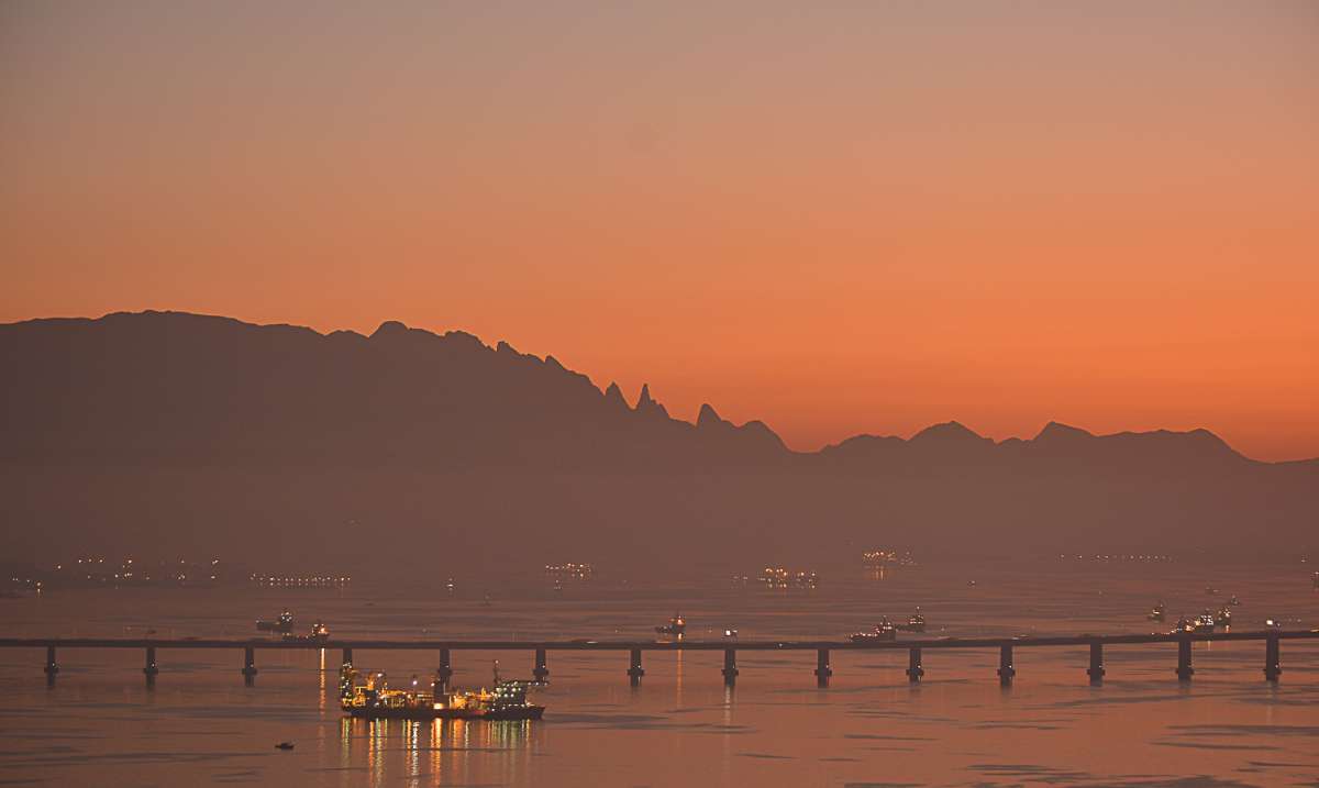 Rio de Janeiro ao amanhecer - fotografia de Carlos Monteiro