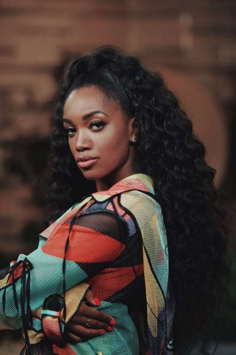 A cantora Iza continuará recebendo músicos de diferentes estilos no 'Música Boa Ao Vivo' em 2019 - Divulgação