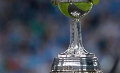 Ex-árbitro revela que sofreu tentativa de suborno para time argentino ser campeão da Libertadores