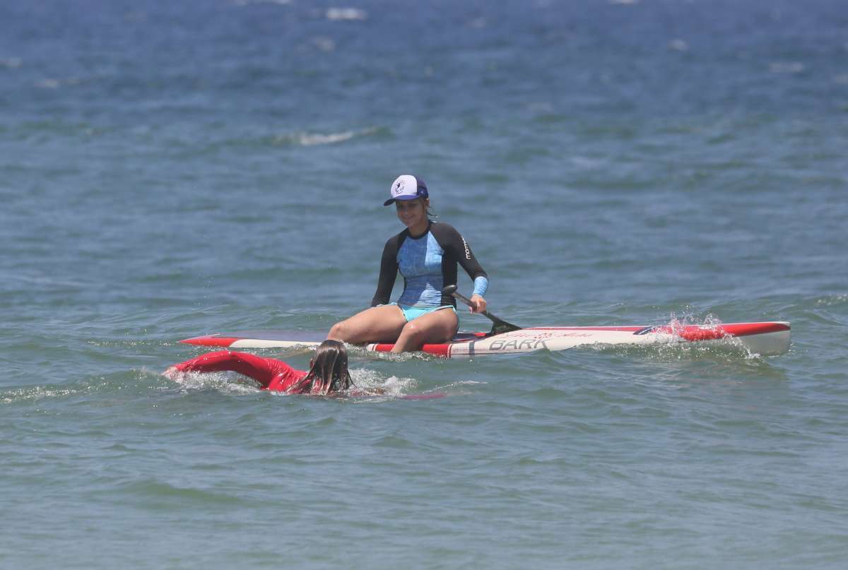Isabella Santoni e Caio Vaz fazem stundp-Pudle de São Conrado, Barra da Tijuca