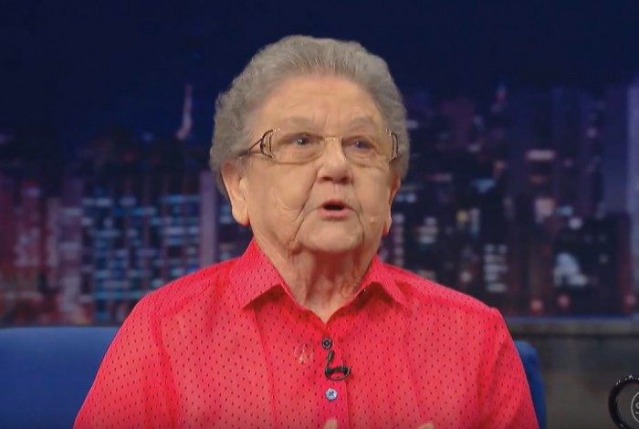 Palmirinha Onofre contou história de acidente no 'The Noite' - Reprodução