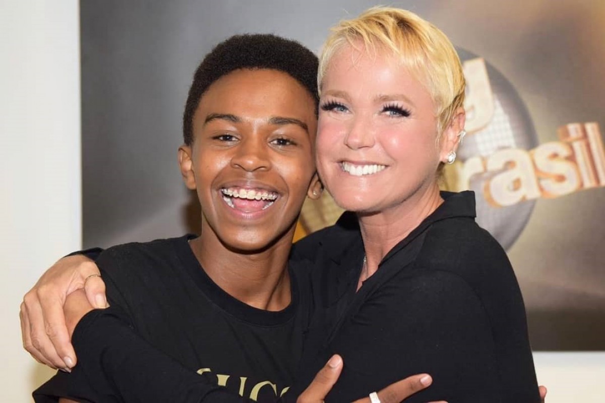 Jean Paulo Campos e Xuxa Meneghel nos bastidores do especial 'Dancing Brasil Júnior' - Blad Meneghel/Reprodução