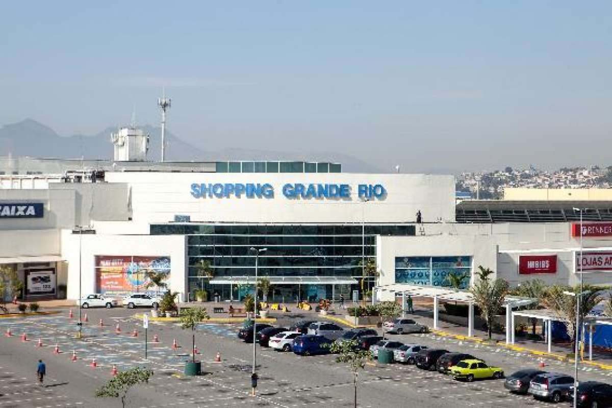 Algumas lojas ficarão abertas até às 23h na semana do Natal