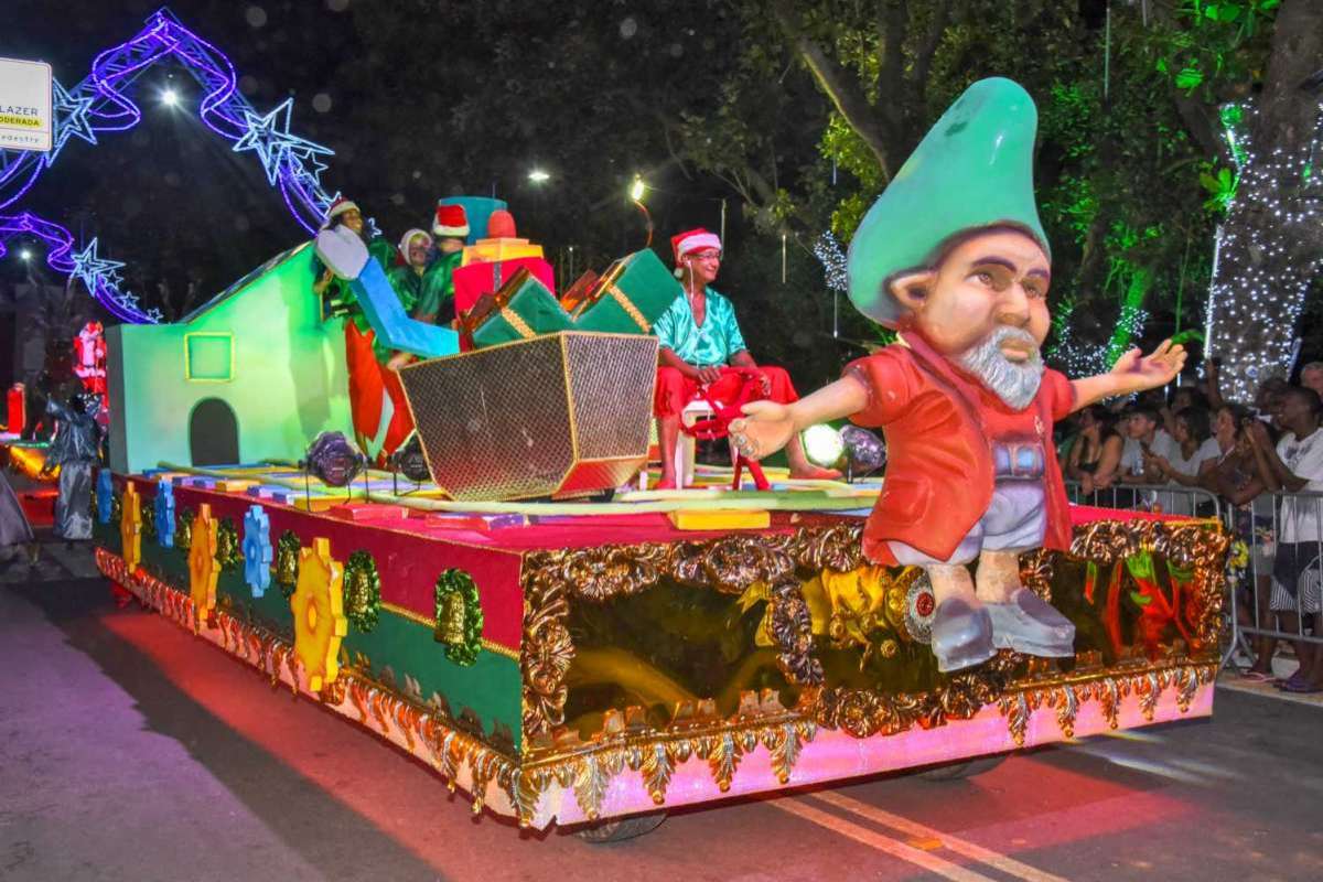 Natal Iluminado tem espetáculos teatrais de de luzes