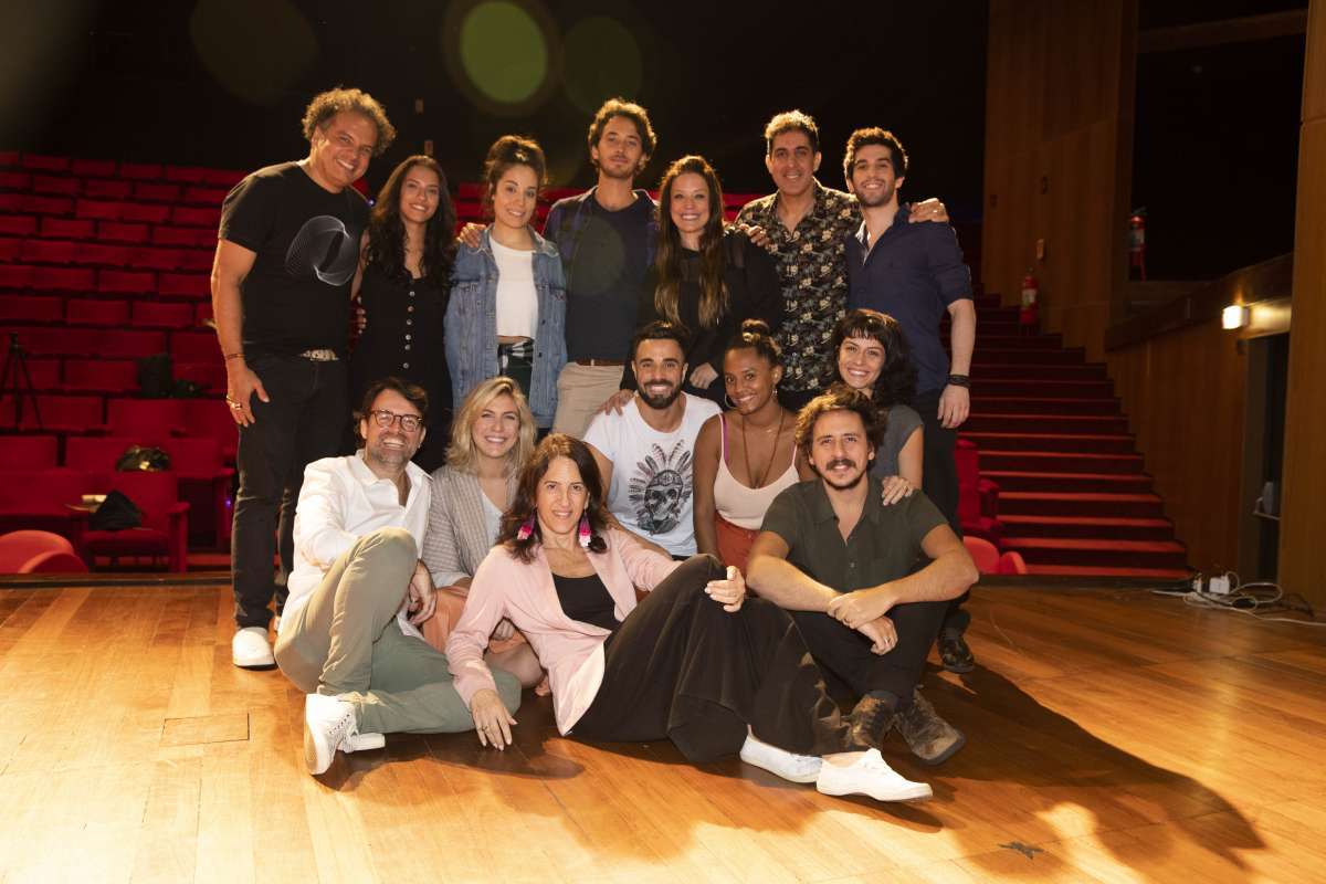 Elenco da peça 'Meu Destino é Ser Star, ao som de Lulu Santos' - Divulgação 