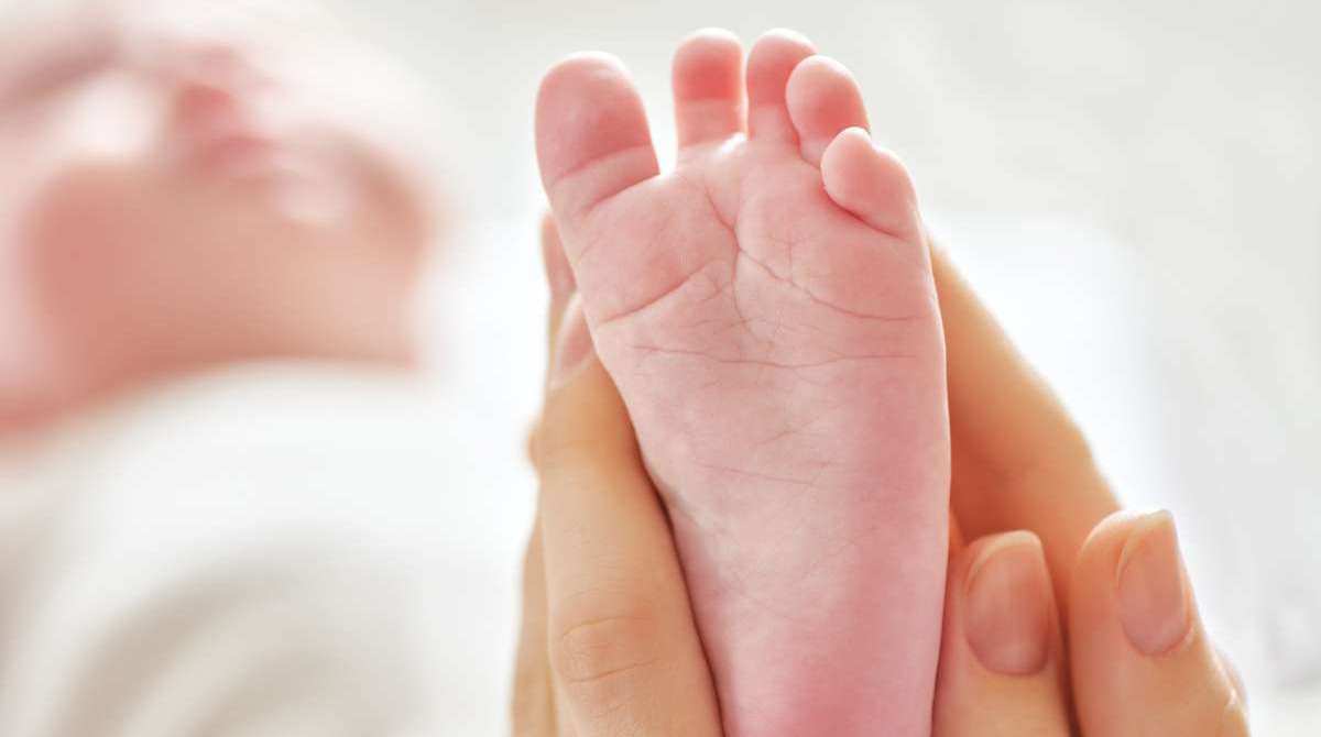 Crian&ccedil;a levou paulada do pai - Reprodu&ccedil;&atilde;o