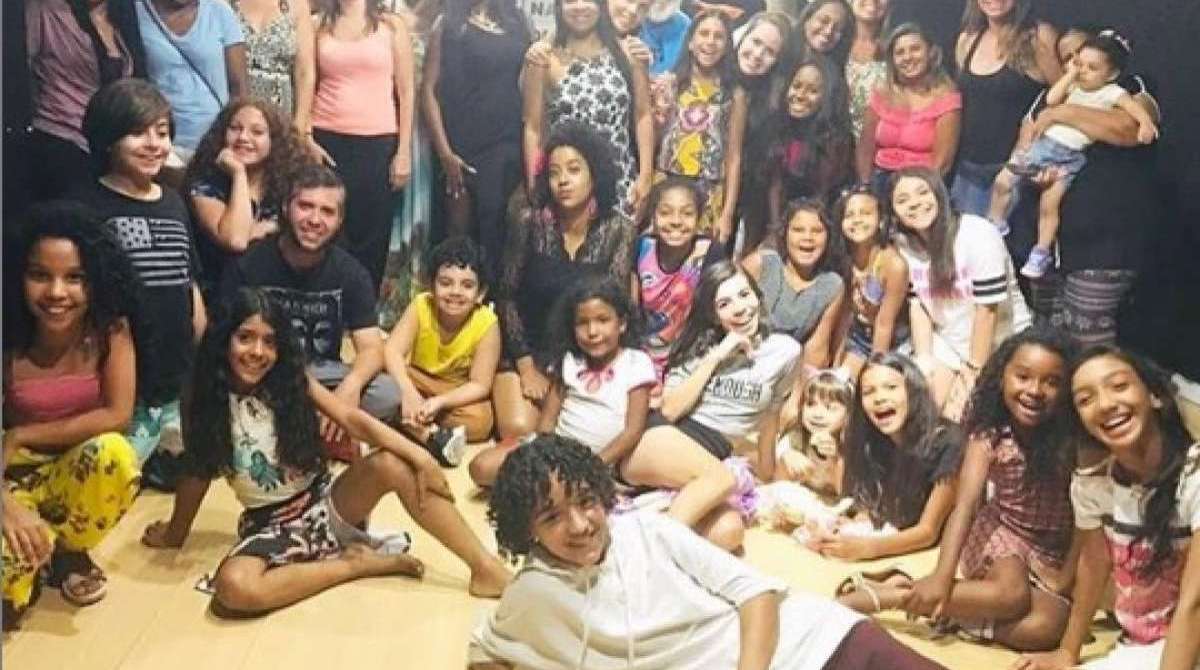 Turma infantil da Academia Nacional de Atores - Reprodução da internet