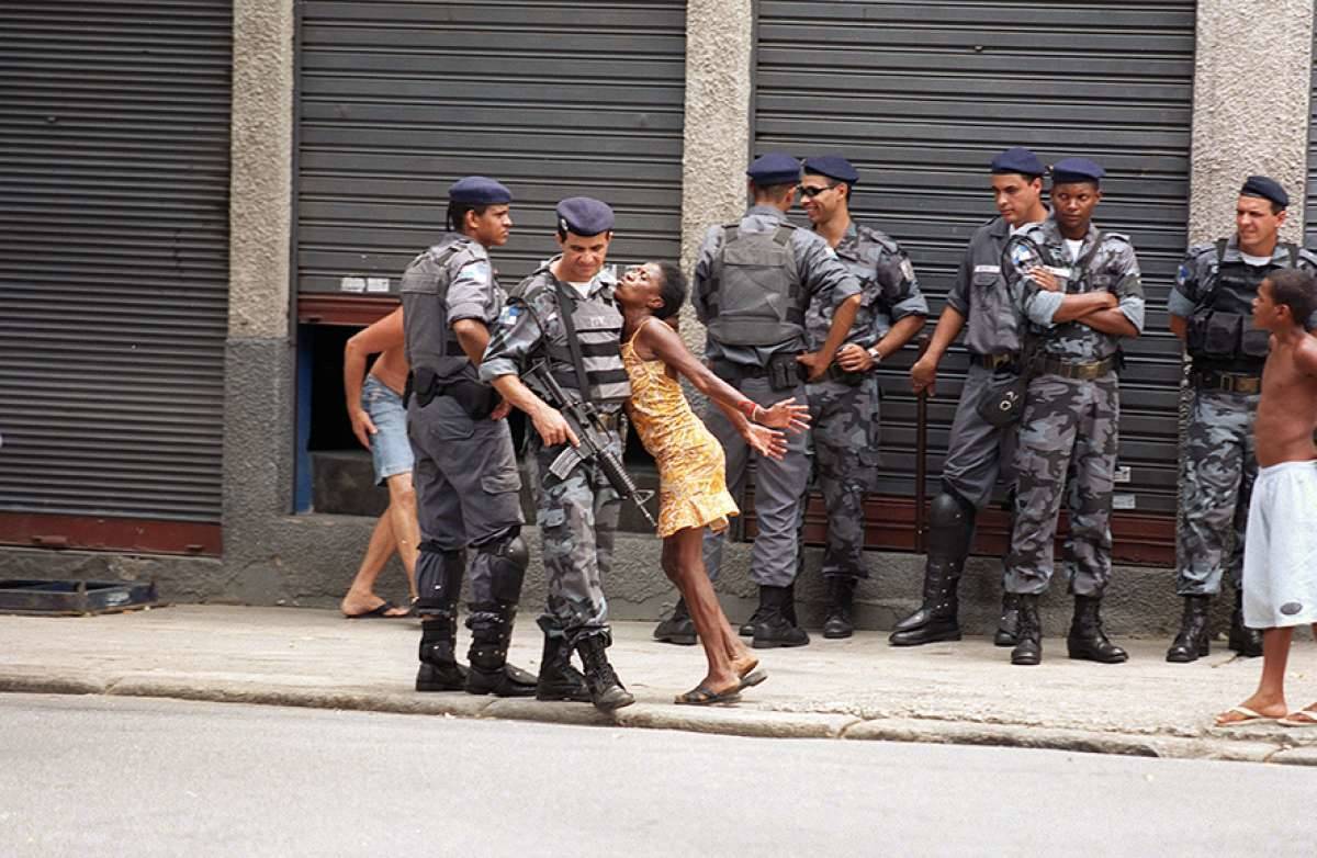 O fotógrafo Walter Firmo será o homenageado do concurso. Sua obra investiga a figura humana, os costumes e festas populares brasileiras como o Carnaval do Rio de Janeiro