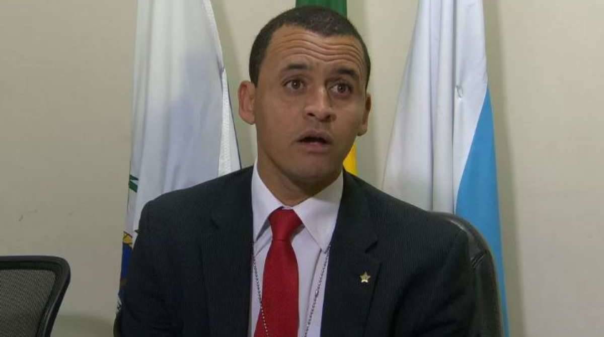 Giniton Lages era o titular da Delegacia de Homicídios