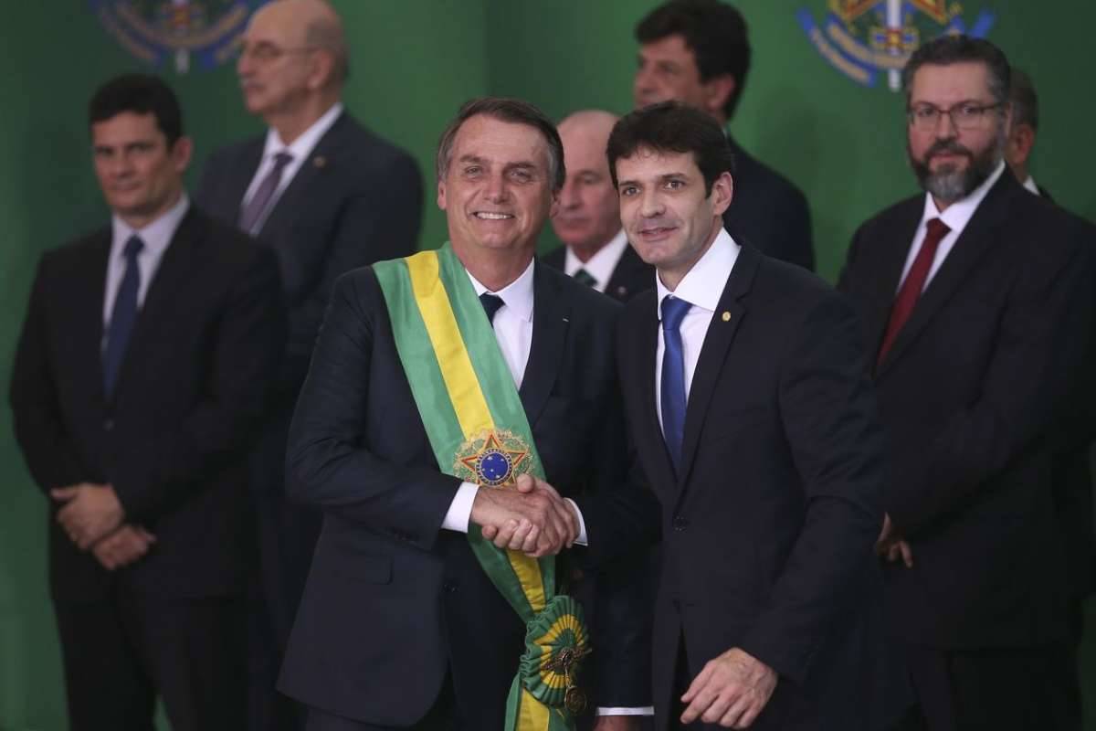 Presidente Jair Bolsonaro e o ministro do Turismo, Marcelo îlvaro Antônio - Divulgação