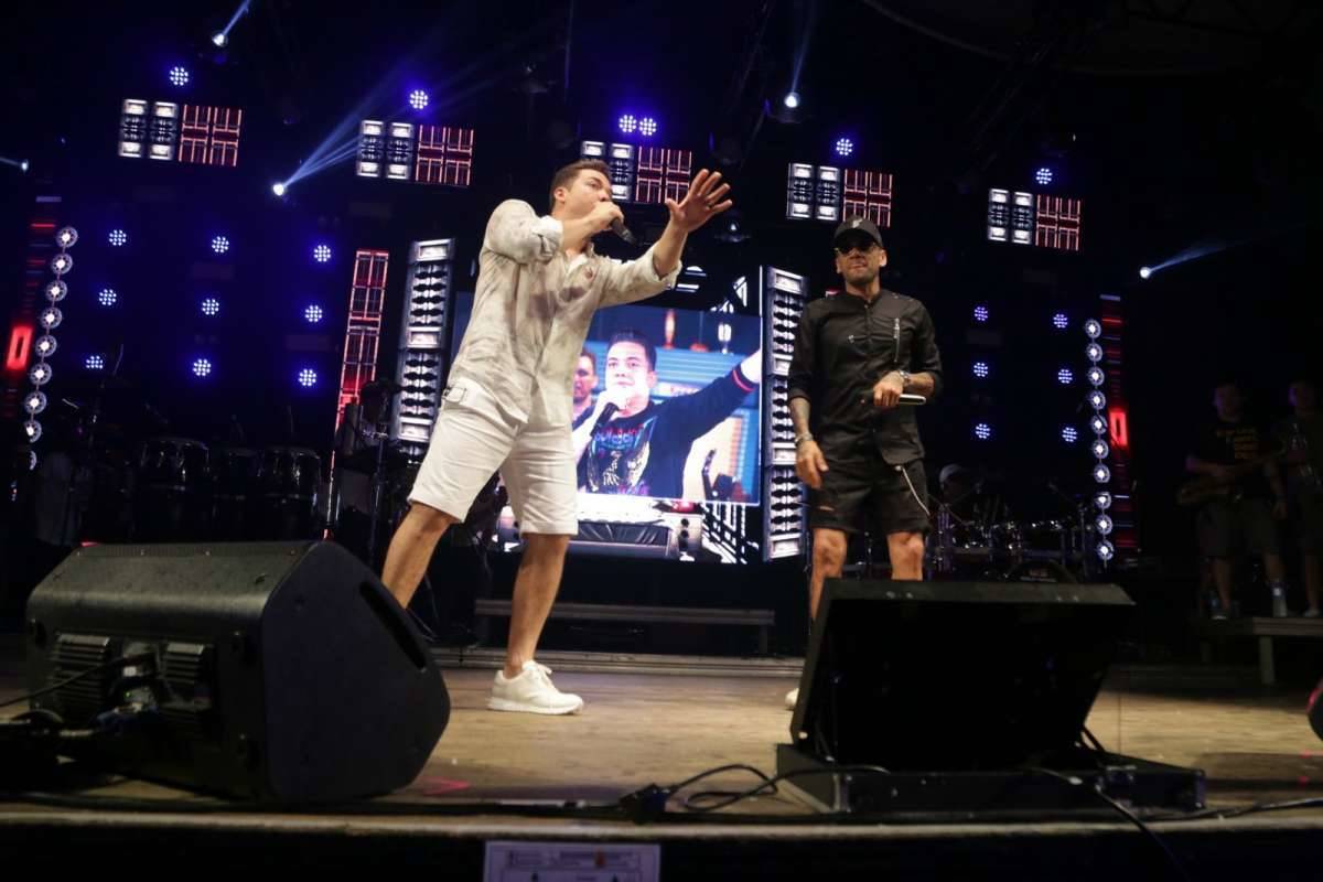 O dair Playboy abriu o show da virada em Jurerê, Florianópolis