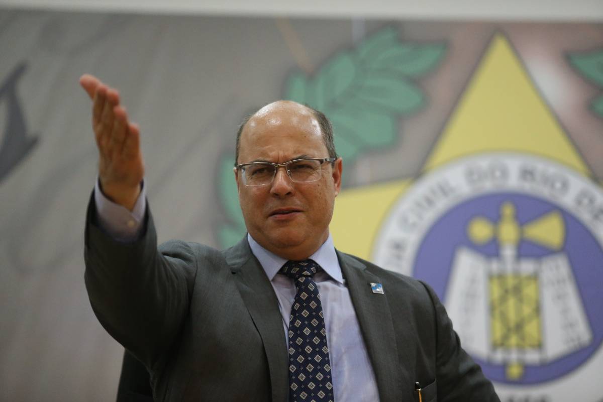 Governador do Rio tenta uma saída para melhorar sua imagem - Daniel Castelo Branco/Ag